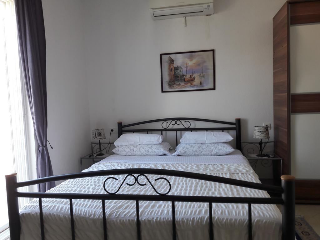 Villa Espero Trogir Eksteriør billede