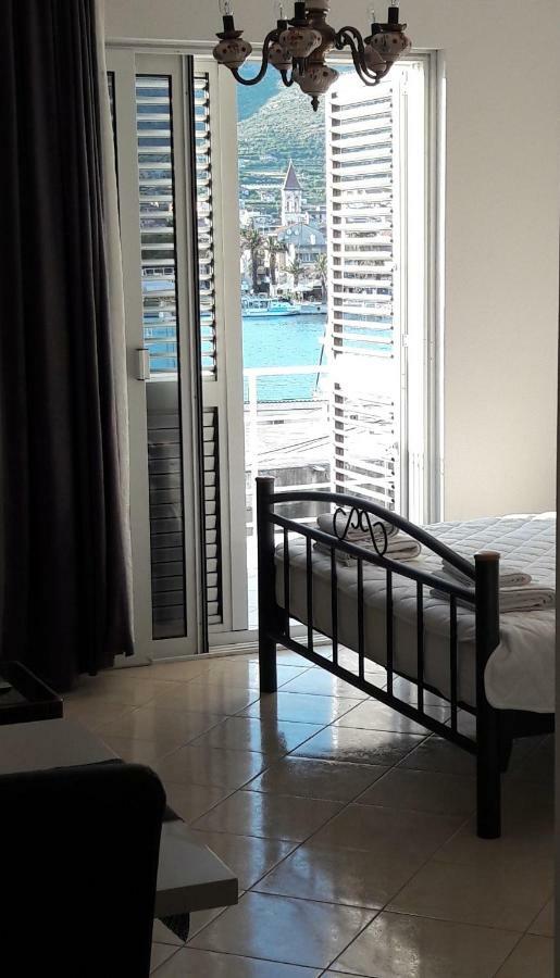 Villa Espero Trogir Eksteriør billede